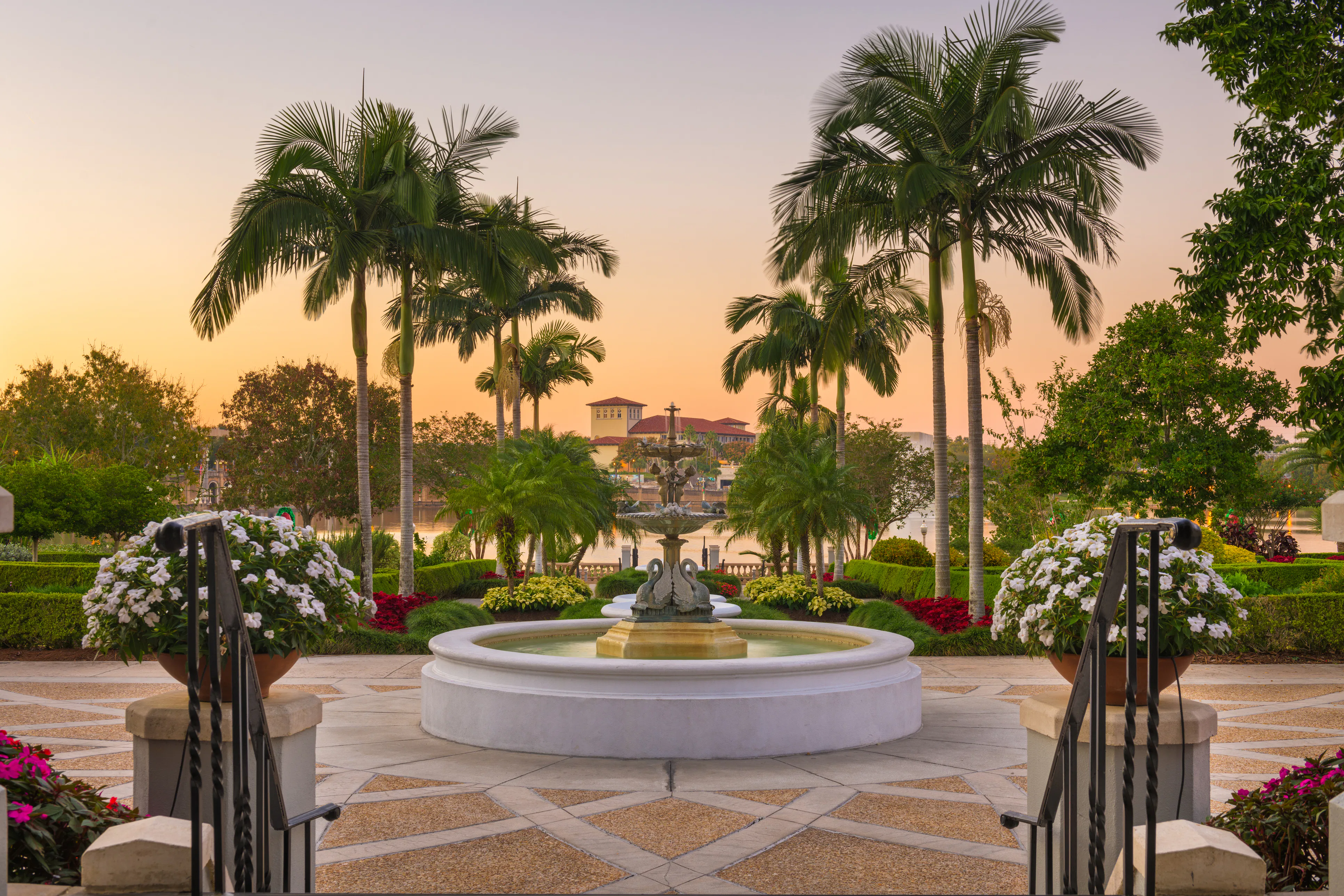 Hollis Gardens in Downtown Lakeland